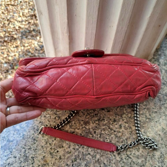CHANEL Red Quilted Leather Easy Flap Bag - Picture 5 of 15